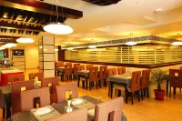 Holiday Vista Thekkady a Premium Hotel Near Periyar Wild Life Sanctuary with Sky View Pool - Aamiainen