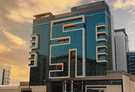 알 쿠리 스카이 가든 호텔의 야외 수영장