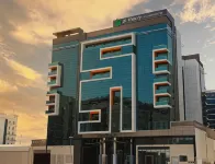 Al Khoory Sky Garden Hotel Hotels near Encounter Zone