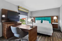 Hampton Inn & Suites Pensacola I-10 North at University Town Plaza