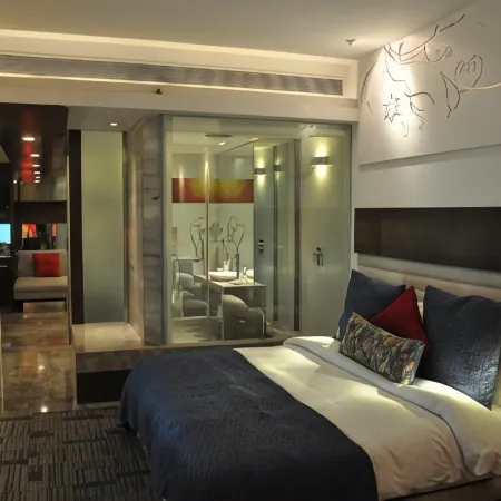 Maya Hotel