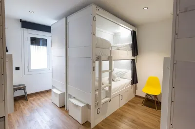 Airhostel Barcelona Airport 24h Hotels in der Nähe von Llobregat Delta
