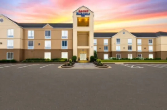 แฟร์ฟิลด์อินน์ บายแมริออท อีแวนส์วิลล์อีสต์