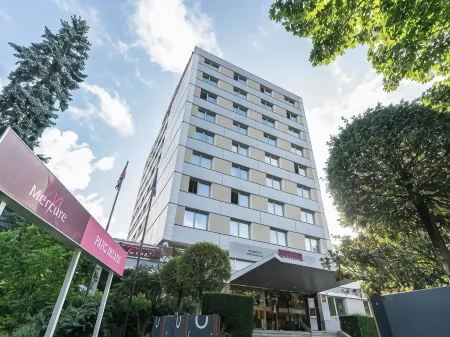 Hôtel Mercure Besançon Parc Micaud Отели рядом с достопримечательностью «Университет Франш-Конте»
