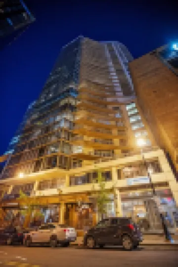 Placemakr Premier SoBro Отели в г. 