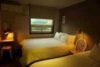 Grim Garden Guesthouse