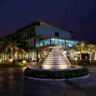 레이 호텔 부리람 Hotel Exterior