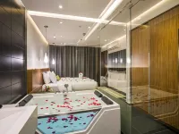 Boudl Al Wadi Hotels near Mars