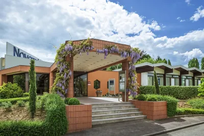 Novotel Mâcon Nord – Porte de Bourgogne Hotel a 