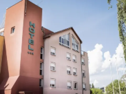 阿多尼斯加波特爾酒店 加普酒店