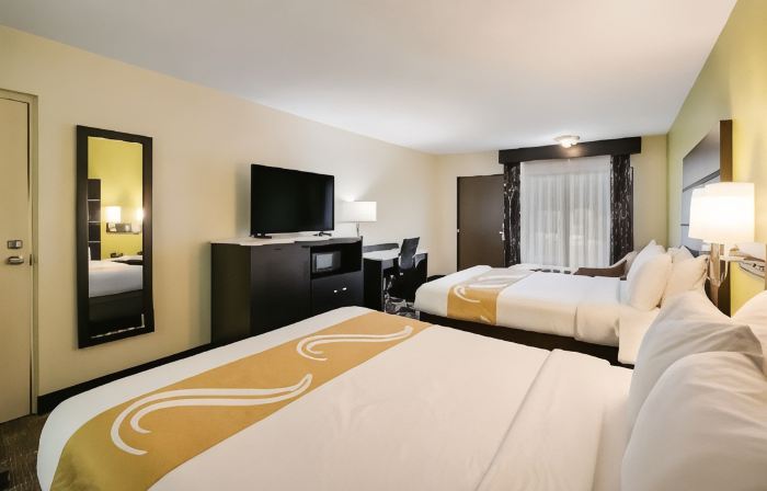 Quality Inn & Suites Mt Chalet