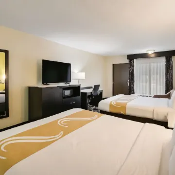 Quality Inn & Suites Mt Chalet