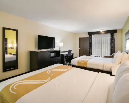 Quality Inn & Suites Mt Chalet Hotels in Rabun County