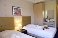 Phidias Hotel