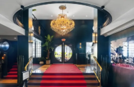Beacon South Beach Hotel