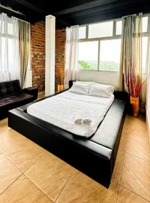 ヴィラ ティクナ のホテル