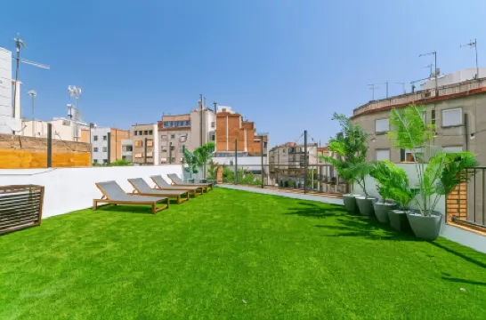 Livinn House - Self Check IN Отели в г. Оспиталет-де-Льобрегат