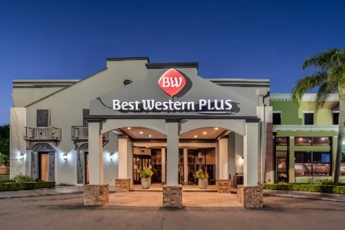 Best Western Plus Westbank Hotel a Harvey