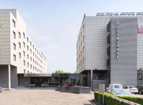 Best Western Plus Amsterdam Airport Hotel
