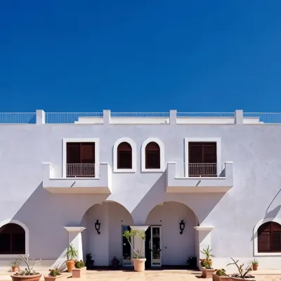 Hotel O'scià Hotels near Cala Madonna Beach