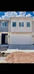 Most Spacious 2075 sq ft Paradise Townhome near Lake in heart of Garden City
