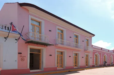 Hotel E la Ronda Hotels near Colonial Architecture Museum