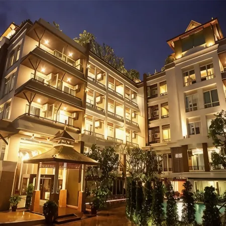 Suvarnabhumi Suite Hotel - Suvarnabhumi Airport, Bangkok Отели рядом с достопримечательностью «Ват Плуксаттха»