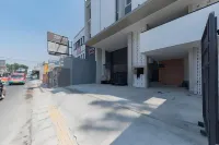 Hotel Rumah Gaharu Hotels in Batununggal