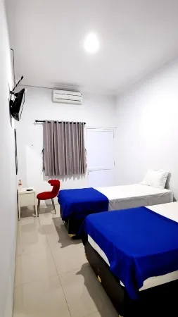 Hotel Aqiilah Syariah Отели в г. Lamongan Regency