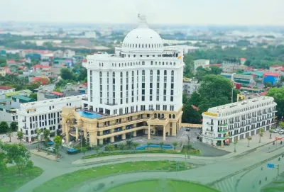 The Dome Grand فنادق في 