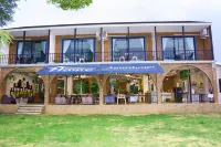 Home Ayutthaya Hotel dekat Wat Chaiwatthanaram