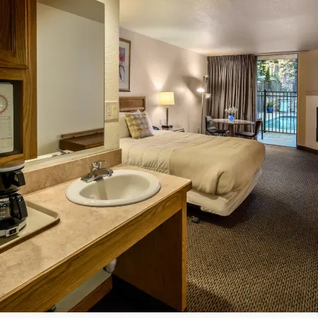Firelite Lodge