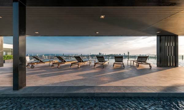 The Base Prime - Pattaya Beach