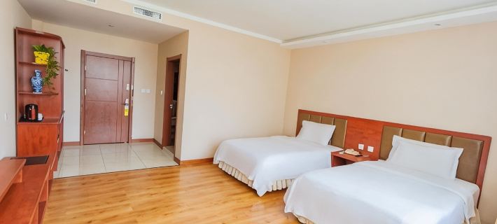 Guanyuan Hotel Hotels in Suihua
