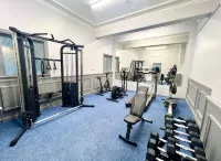 Private Garden Apt, w/ Free Gym, Parking & Wi-Fi - Condos