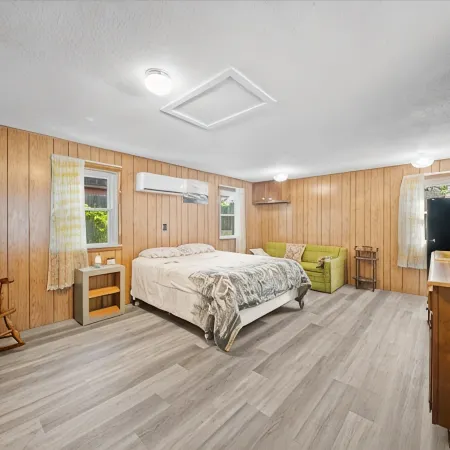 River Front Home with Amazing views and a shared private island! Hotels in Newaygo County