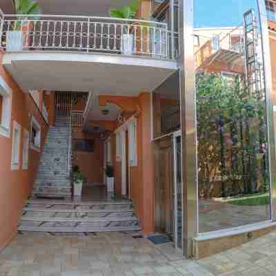 Aparthotel Ano Hotel Exterior