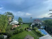 The Lakeview Suites Hotels in 