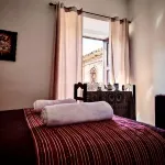 Hostal Tres Reyes - Bed and Breakfasts