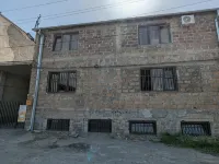 Woolway Studios Hotels in Parakar