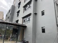 佛蘭吉帕尼套房飯店 住宿飯店