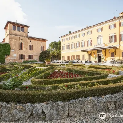 Parco Termale di Villa Dei Cedri Hotels near Lazise Old Town