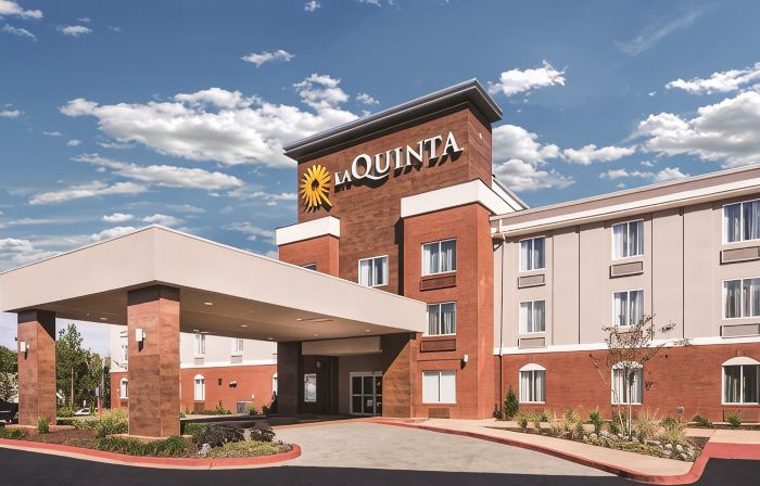Holiday Inn Express & Suites MILLEDGEVILLE by IHG