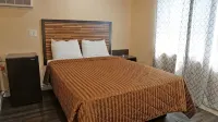 Holly Crest Hotel - Los Angeles, LAX Airport