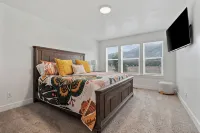 North Ogden Townhouse Near Ski Resorts + Dog Friendly - 4-Star