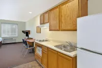 WoodSpring Suites St Louis St Charles - Kitchens