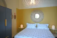 VILLA ALFONSA - APARTMENT "L'ATELIER" sea view, Garden level South-East - 4 ดาว