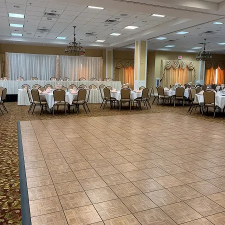 Town & Country Inn and Suites