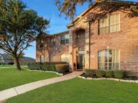 Large 4 Bed/3 Bath House Near All, The Colony - Frisco, Pool, Hot Tub Sleep 1-12