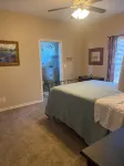 On River Time...Cozy 3-br 2-ba condo in gated complex, pool, direct river access - Butik